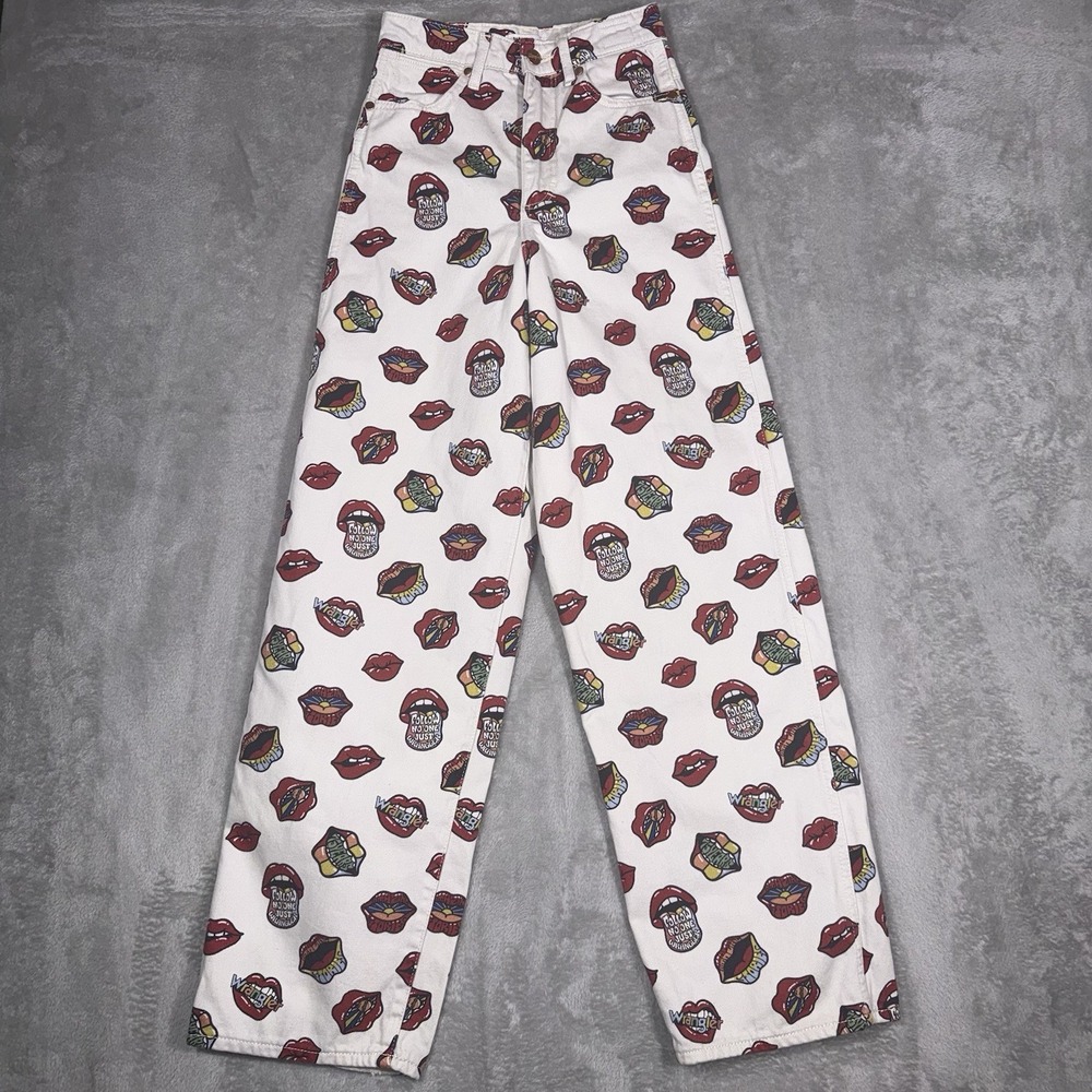 Wrangler Read My‎ Lips Jeans Barrel 652 High Rise Barrel jeans size 24x31